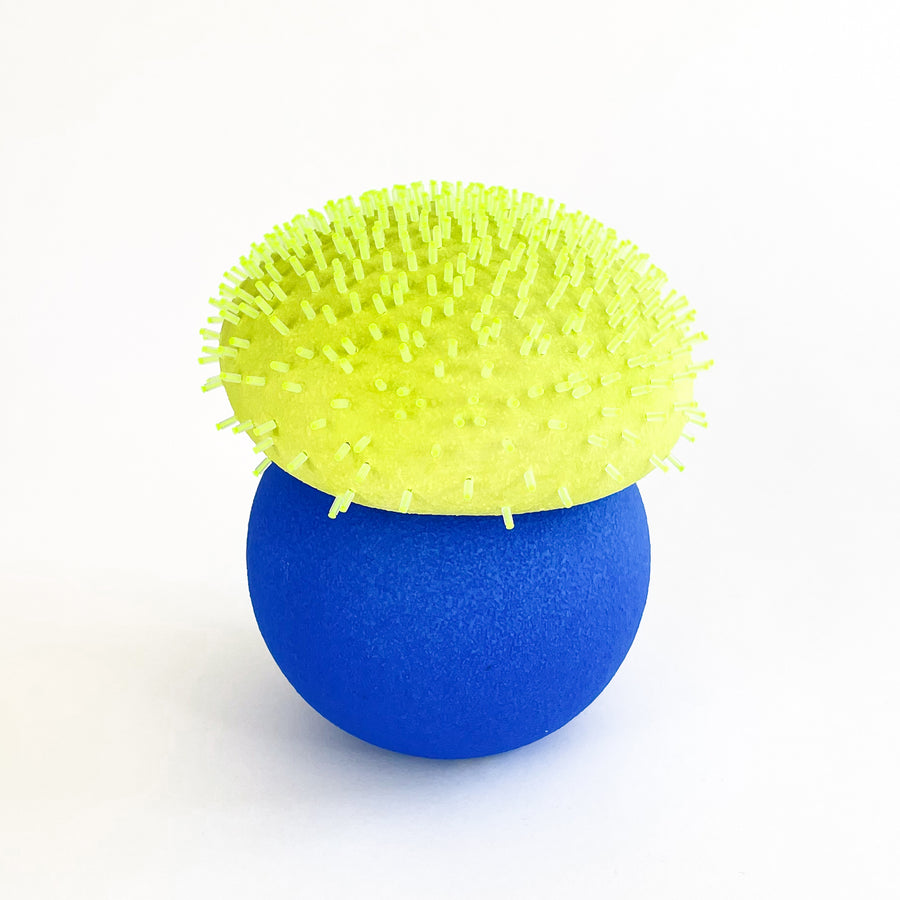 Aleurina II -  Porcelain and Glass Sculpture