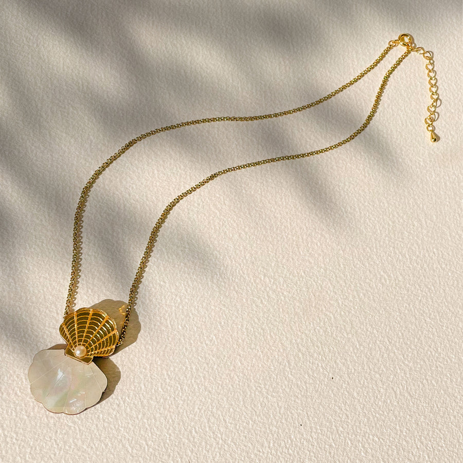 Sea Shells Pendant Necklace